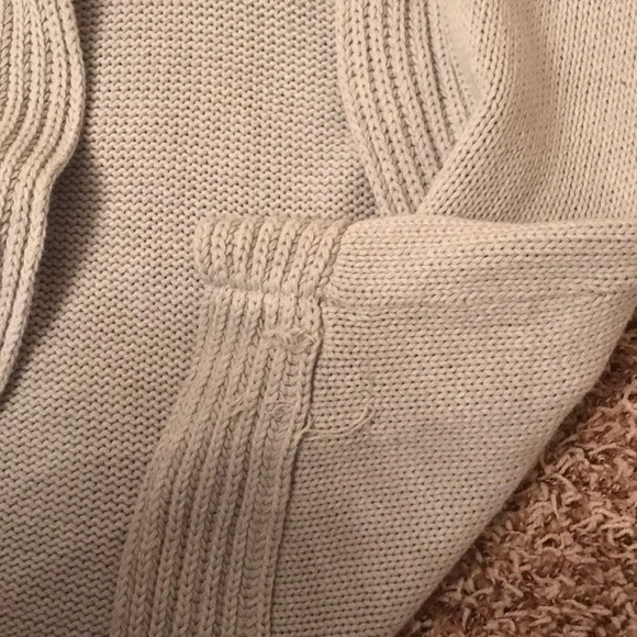 Express sweater - Picture 3 of 3